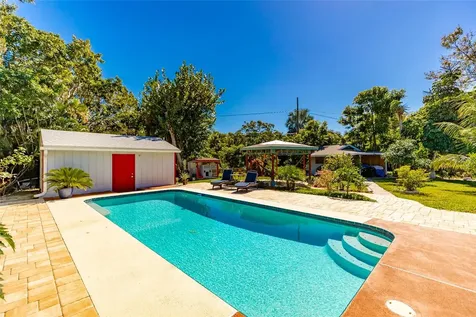 2512 S 13th Street Fort Pierce FL 34982