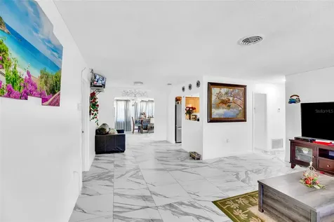 2512 S 13th Street Fort Pierce FL 34982