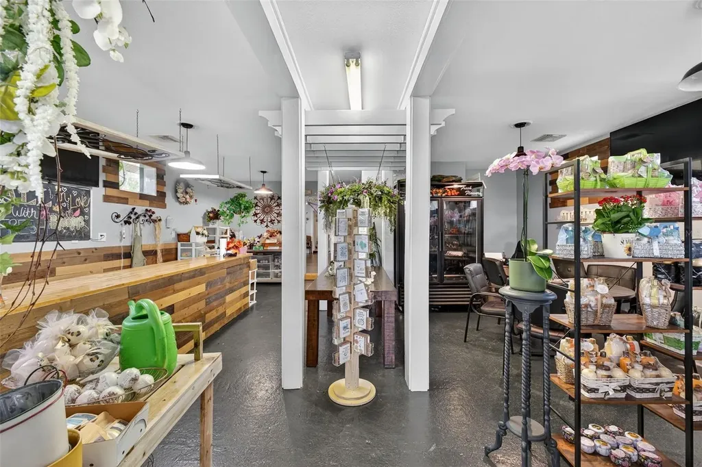 237 E Plymouth Avenue Deland FL 32724