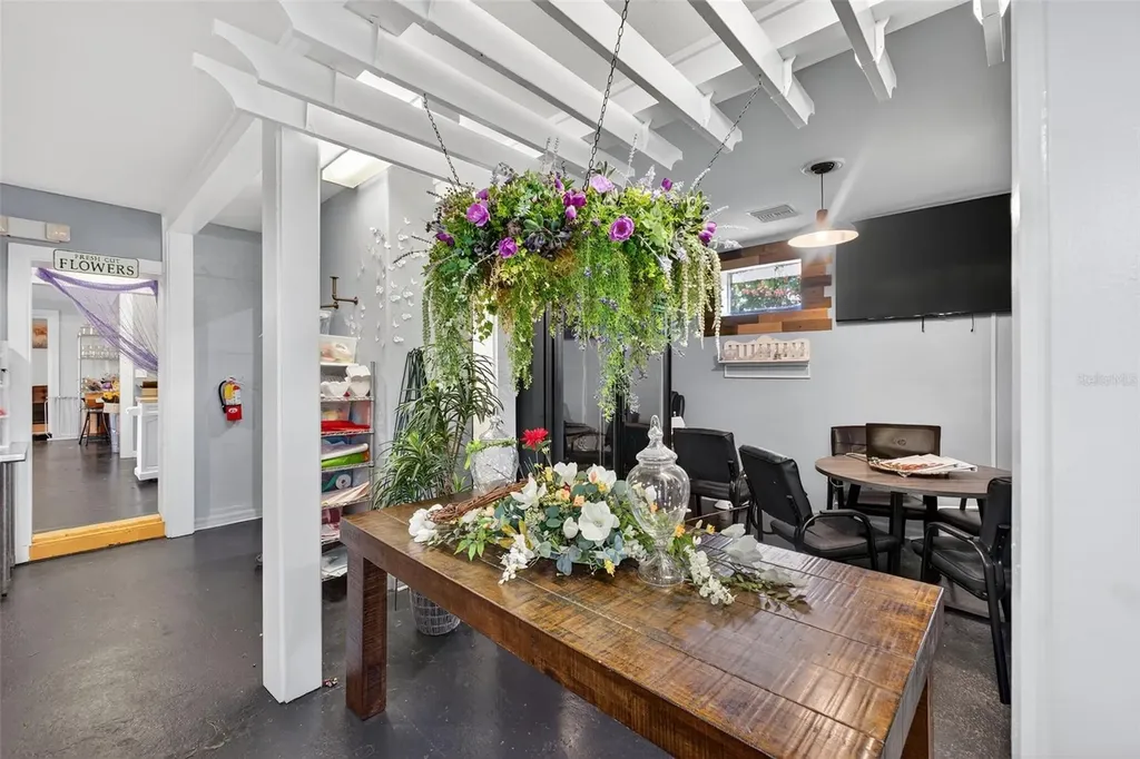 237 E Plymouth Avenue Deland FL 32724