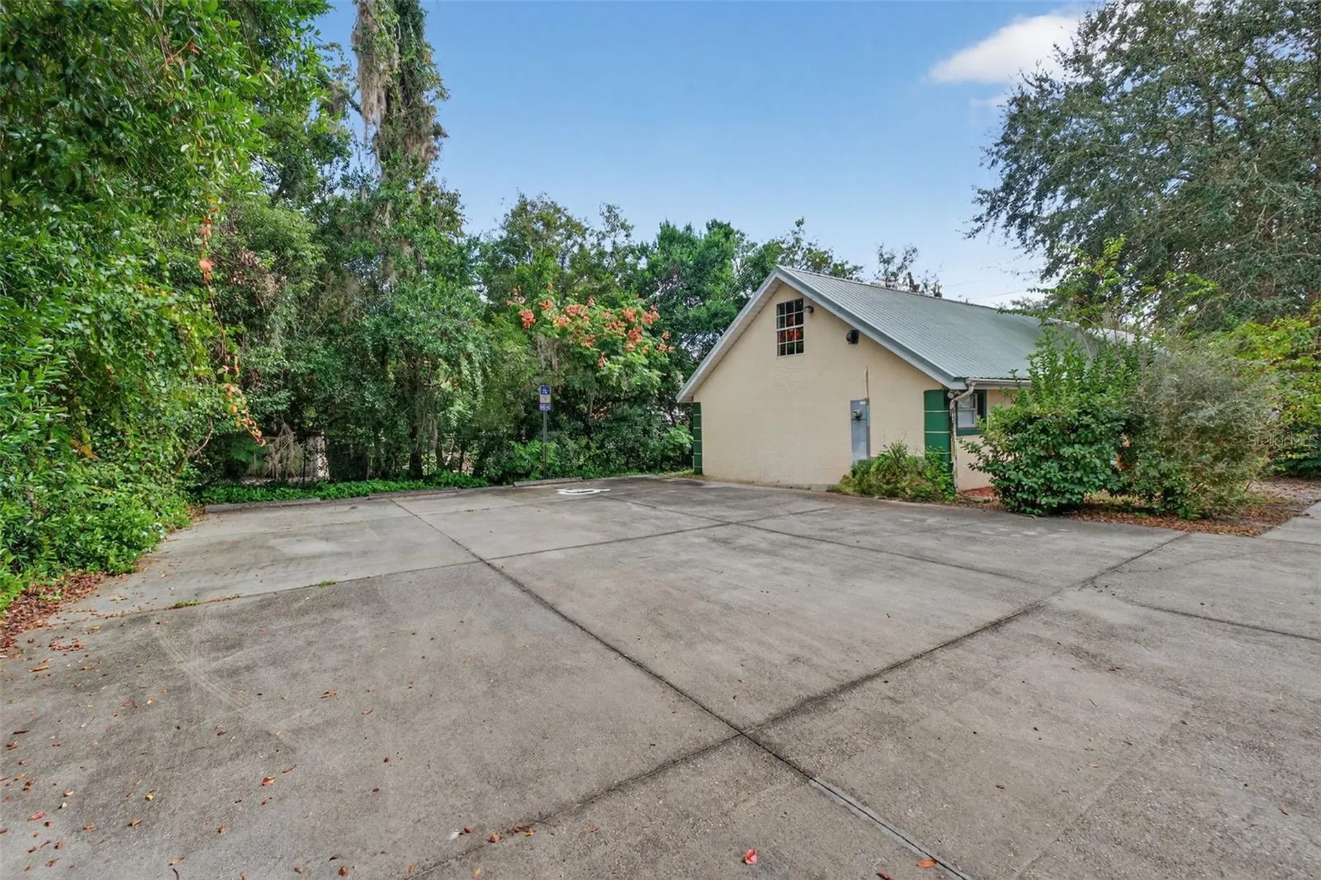 237 E Plymouth Avenue Deland FL 32724