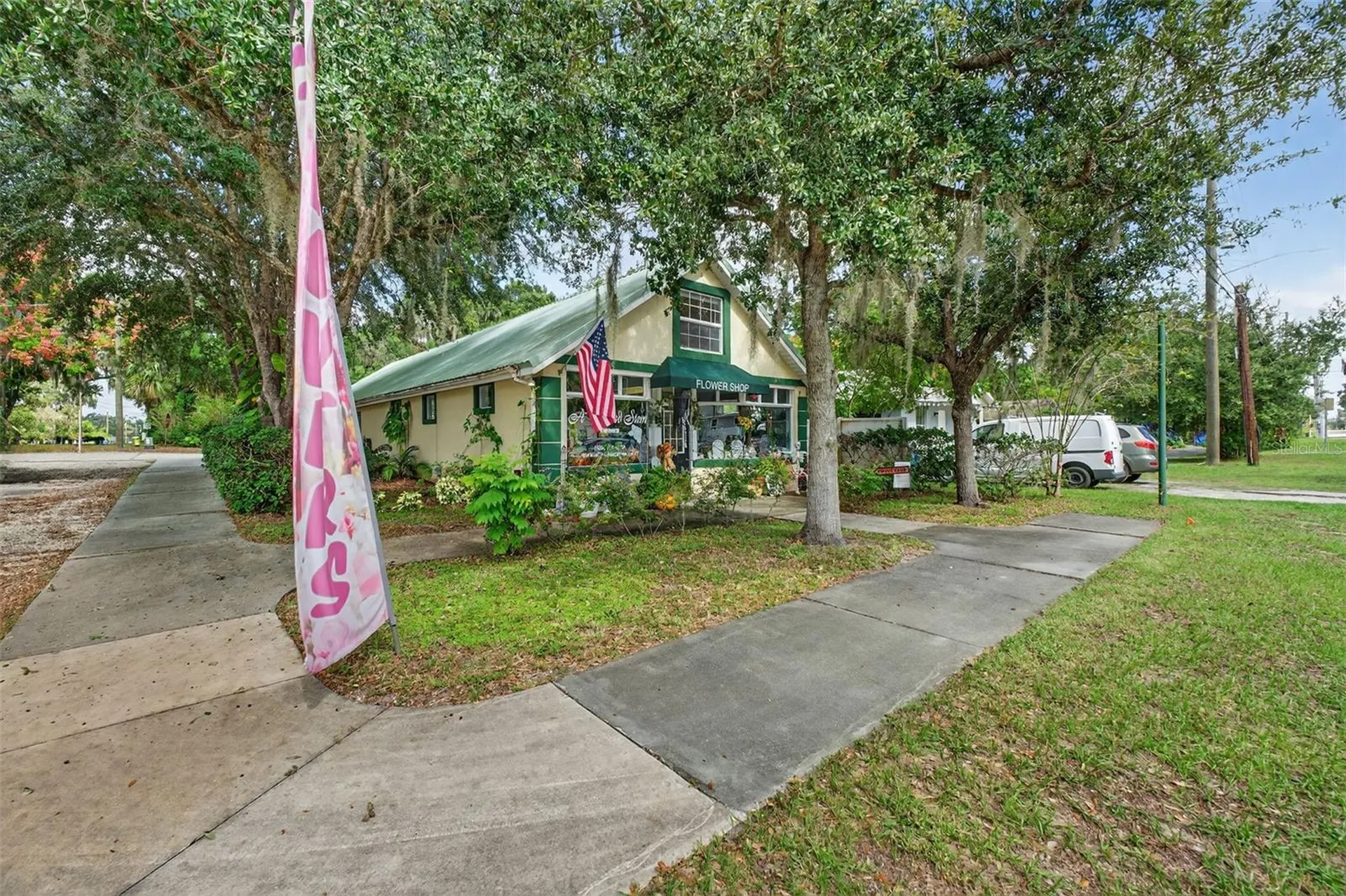 237 E Plymouth Avenue Deland FL 32724
