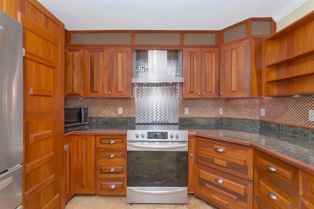 4656 Alexander Pope Lane Sarasota FL 34241