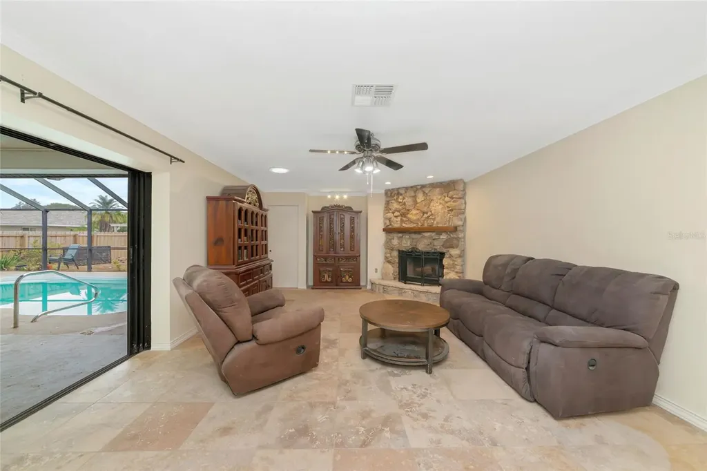 4656 Alexander Pope Lane Sarasota FL 34241