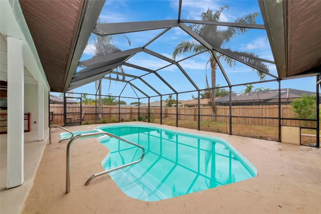 4656 Alexander Pope Lane Sarasota FL 34241