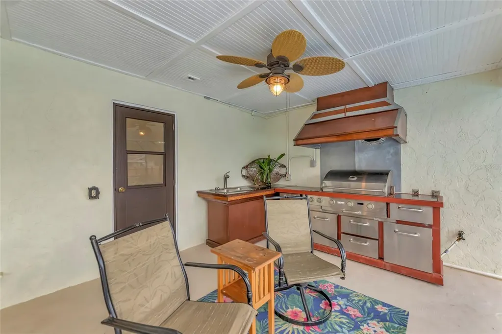 4656 Alexander Pope Lane Sarasota FL 34241