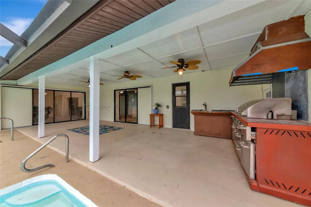 4656 Alexander Pope Lane Sarasota FL 34241