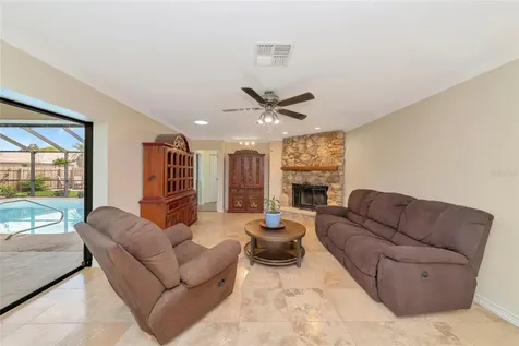4656 Alexander Pope Lane Sarasota FL 34241