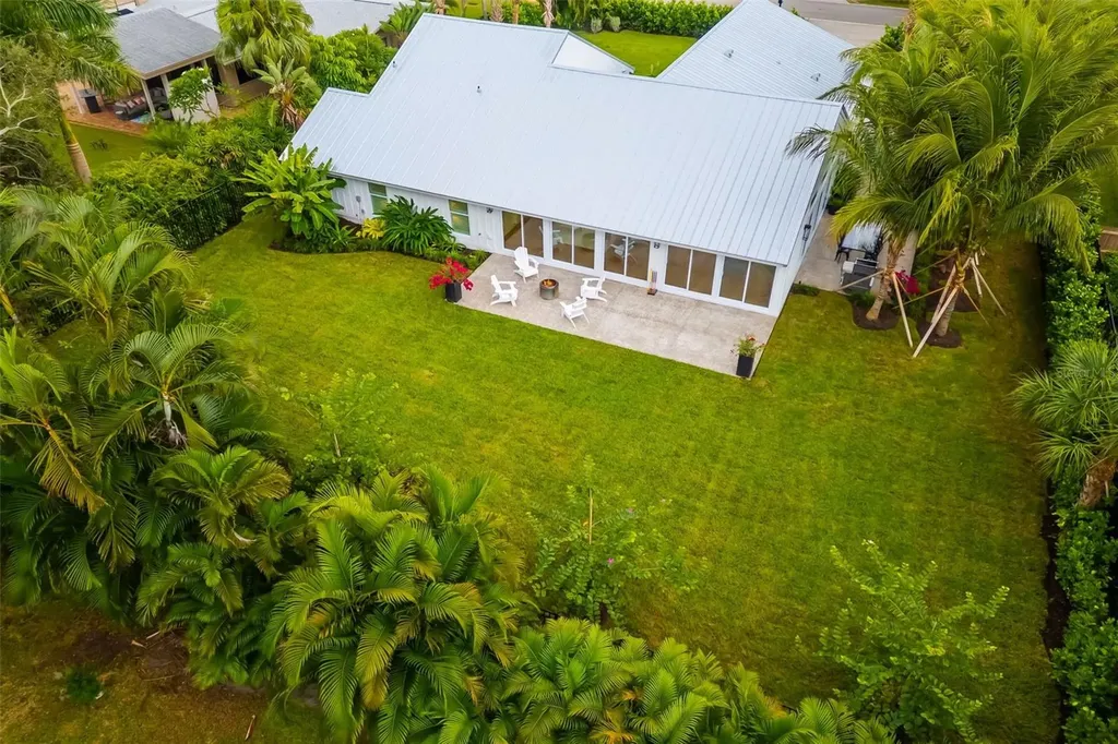 1705 Field Road Sarasota FL 34231