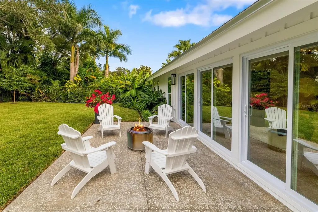 1705 Field Road Sarasota FL 34231