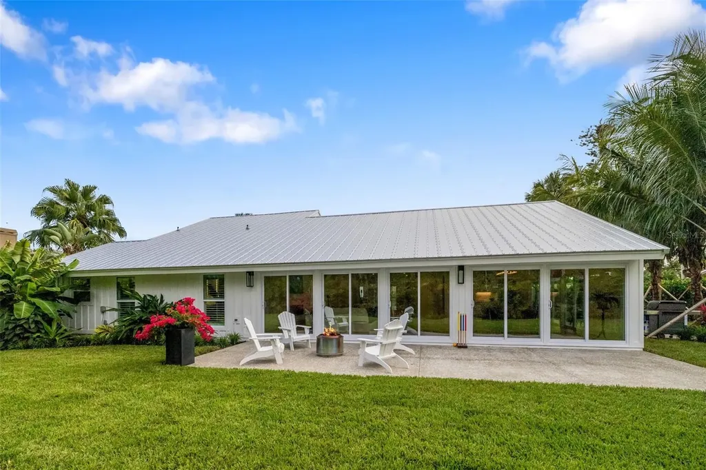 1705 Field Road Sarasota FL 34231