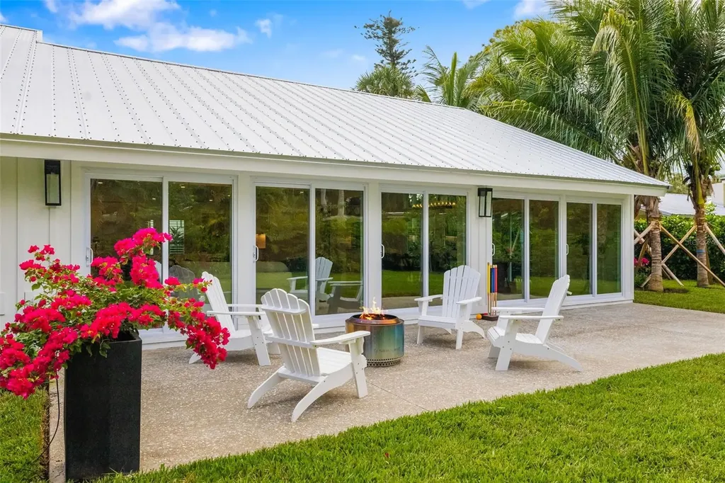1705 Field Road Sarasota FL 34231