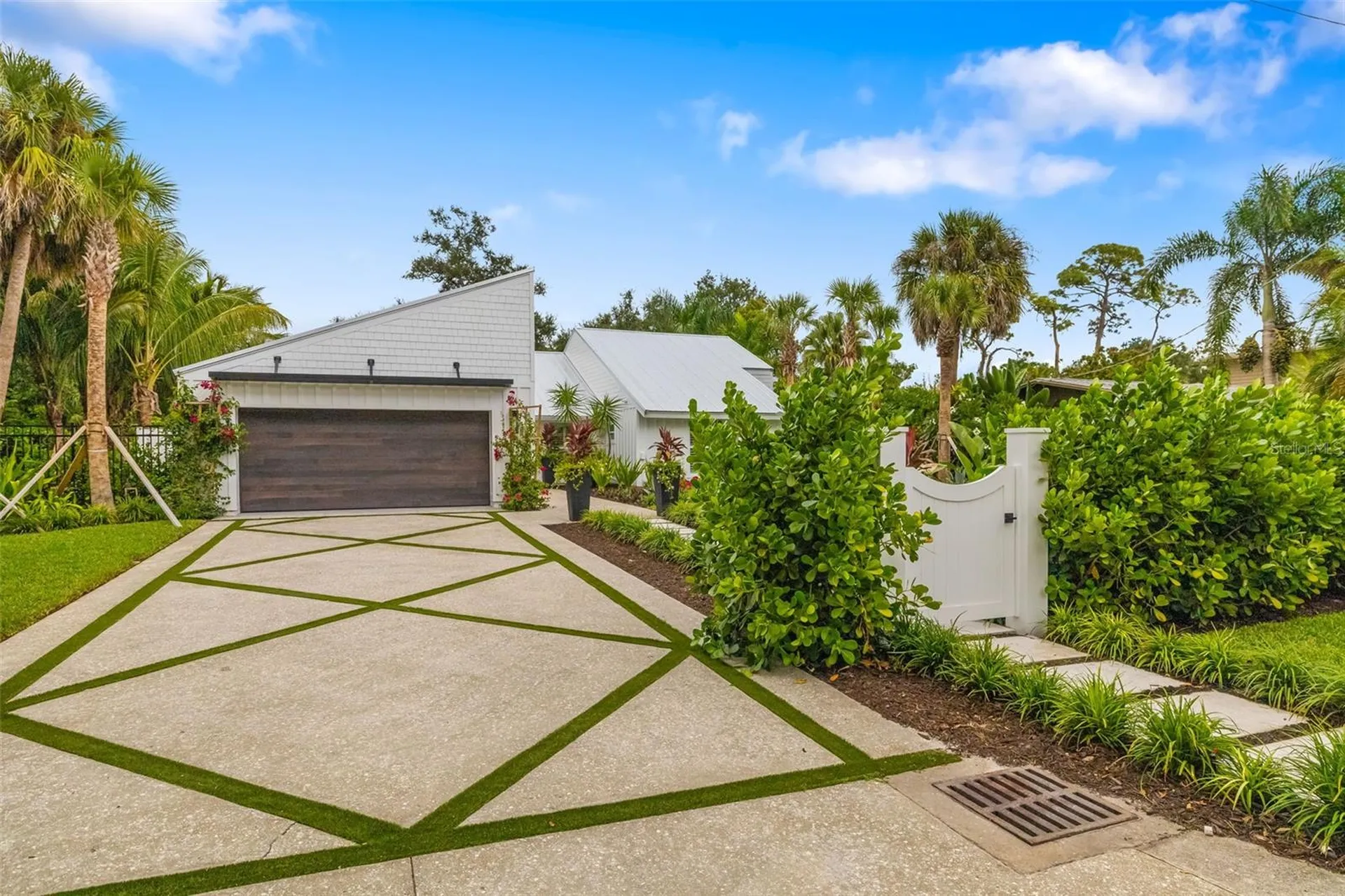 1705 Field Road Sarasota FL 34231