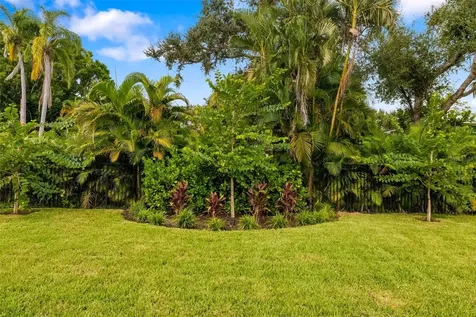 1705 Field Road Sarasota FL 34231