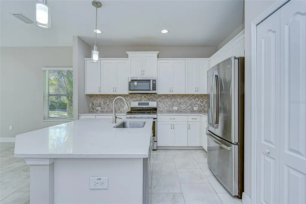 13605 Circa Crossing Drive Lithia FL 33547
