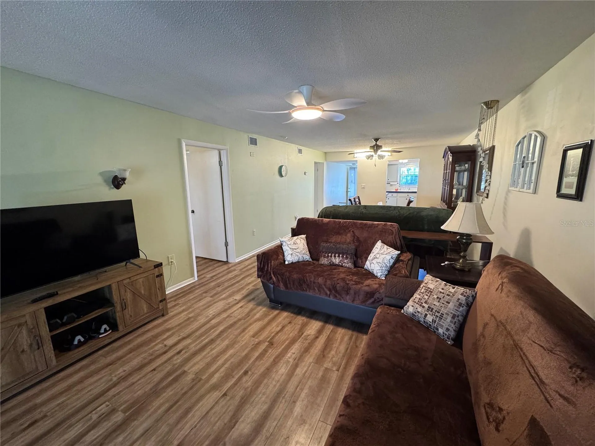 3122 Lake Bayshore Drive Bradenton FL 34205