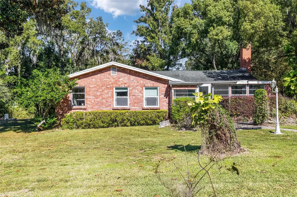 5985 W Gulf To Lake Highway Crystal River FL 34429