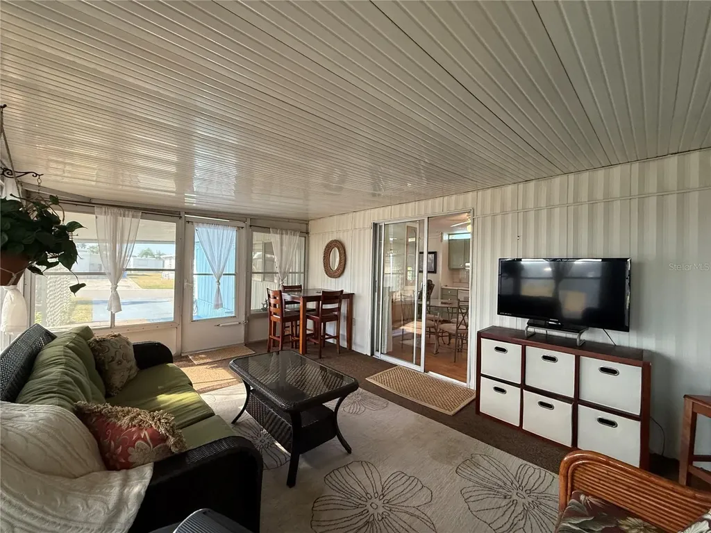 123 Saint Kitts Way Apollo Beach FL 33572