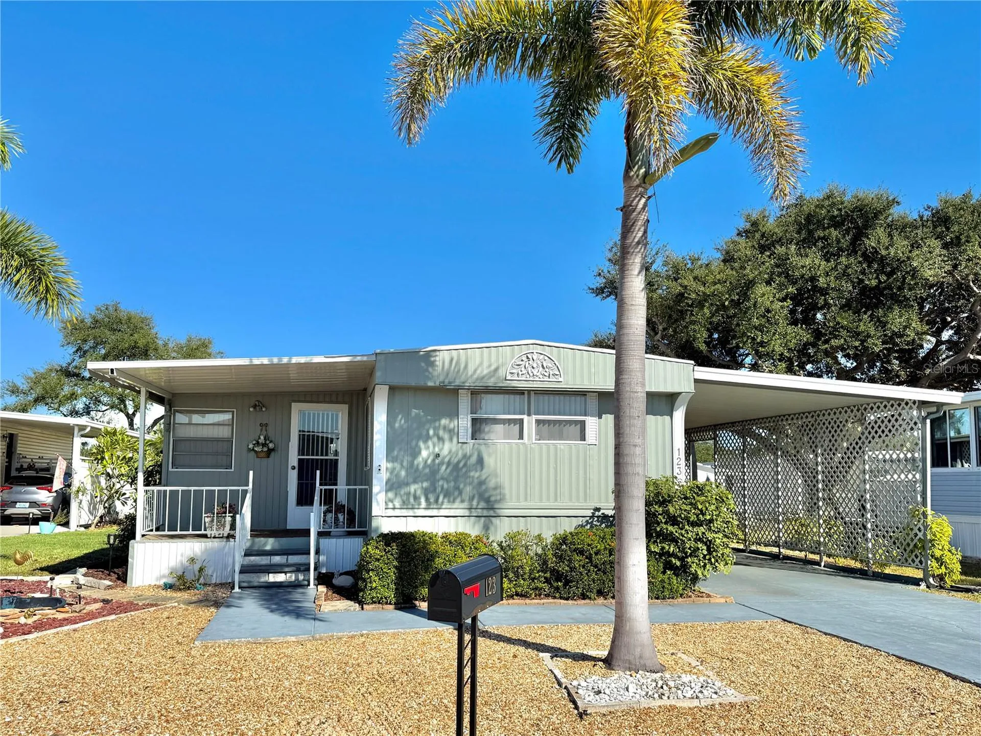 123 Saint Kitts Way Apollo Beach FL 33572