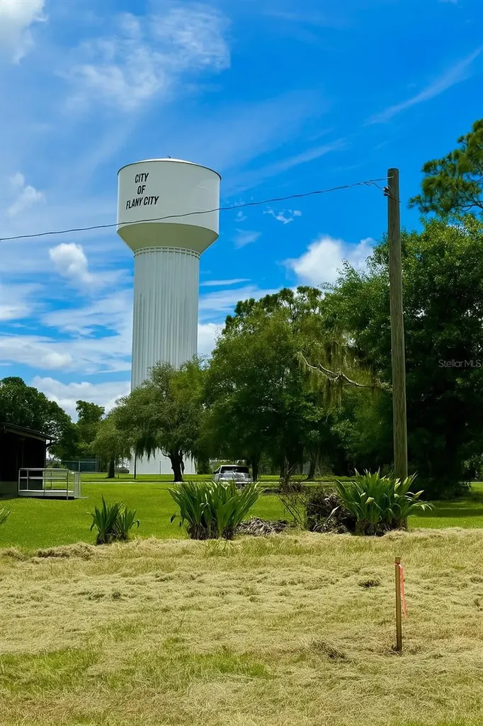 1205-1209 W Alexander Street Plant City FL 33563