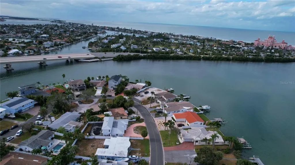 3615 Belle Vista Drive E St Pete Beach FL 33706
