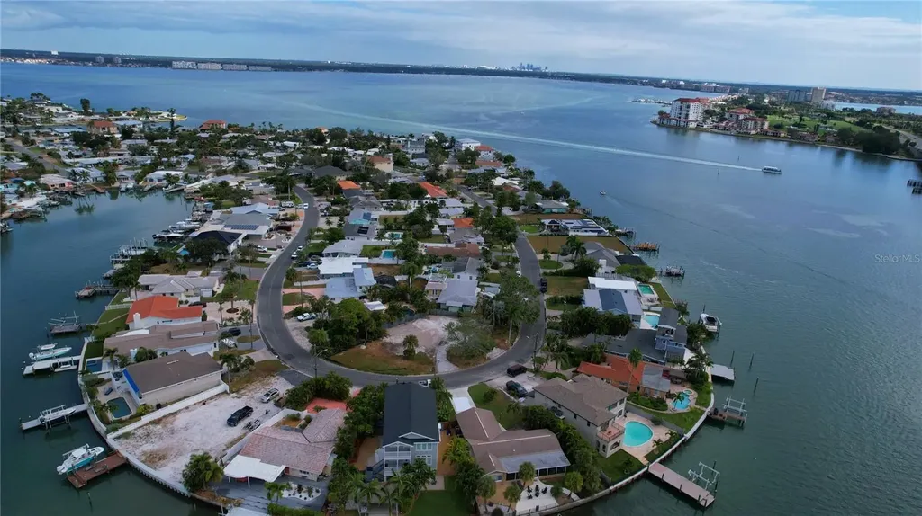 3615 Belle Vista Drive E St Pete Beach FL 33706