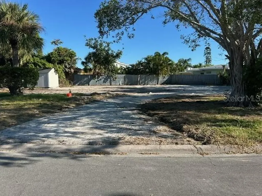 3615 Belle Vista Drive E St Pete Beach FL 33706