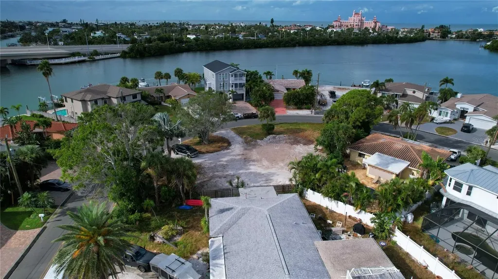 3615 Belle Vista Drive E St Pete Beach FL 33706