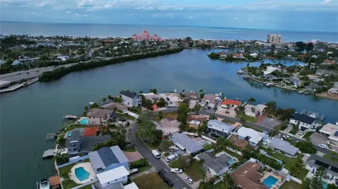 3615 Belle Vista Drive E St Pete Beach FL 33706