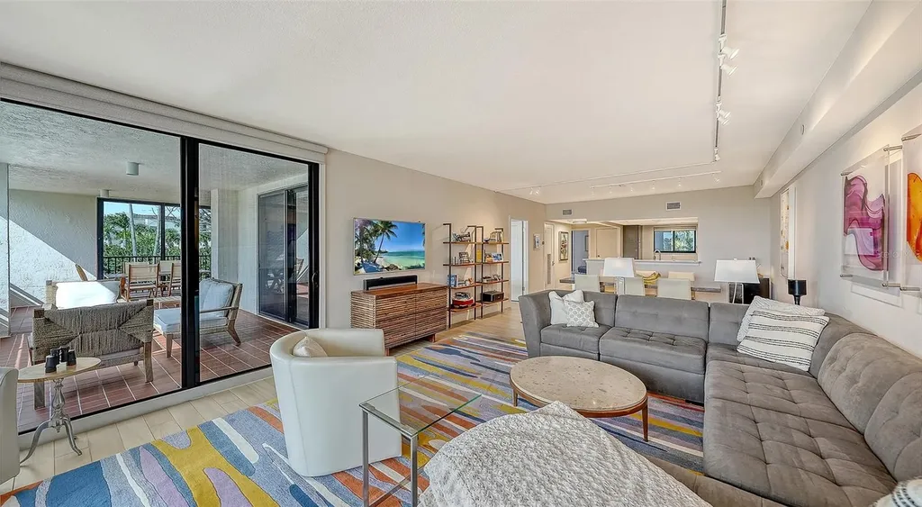 1465 Gulf Of Mexico Drive Longboat Key FL 34228