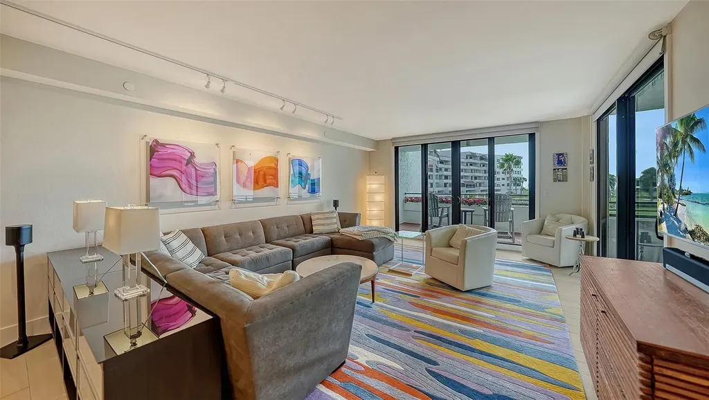 1465 Gulf Of Mexico Drive Longboat Key FL 34228