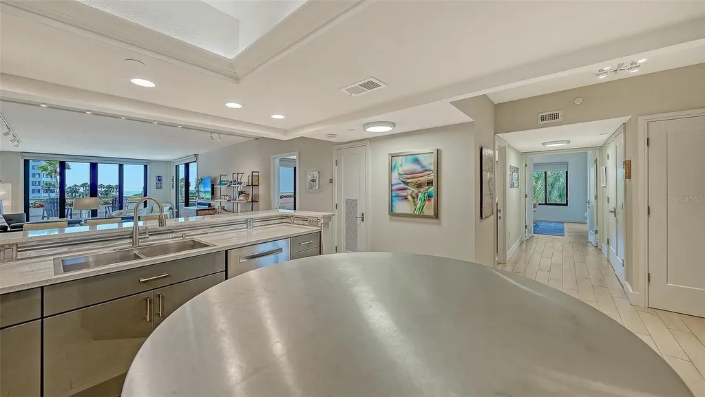 1465 Gulf Of Mexico Drive Longboat Key FL 34228