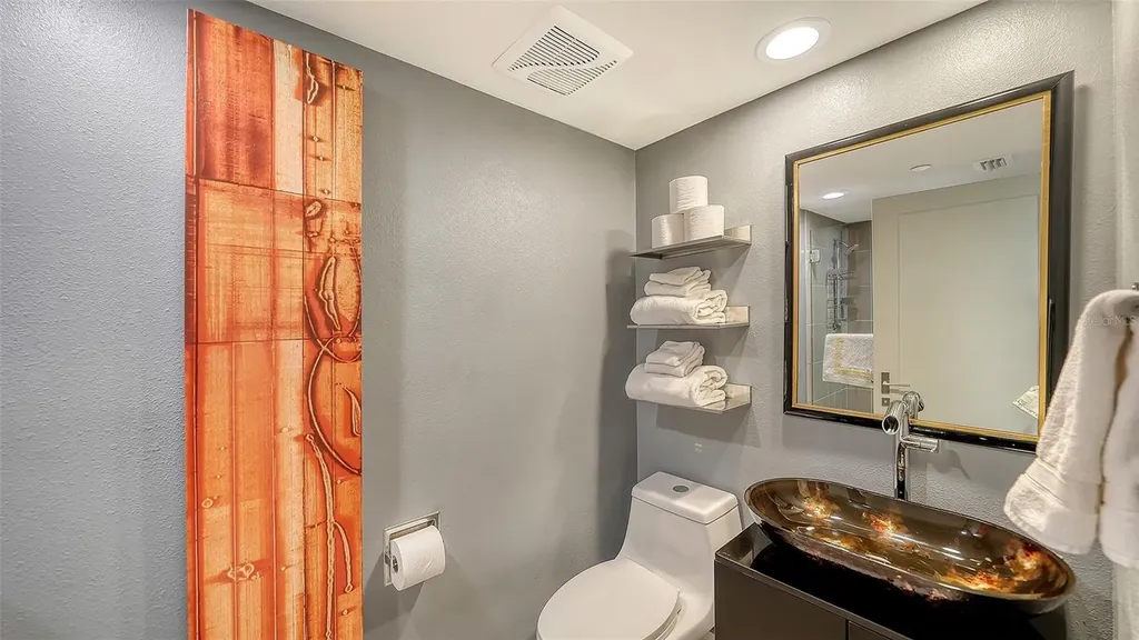 1465 Gulf Of Mexico Drive Longboat Key FL 34228