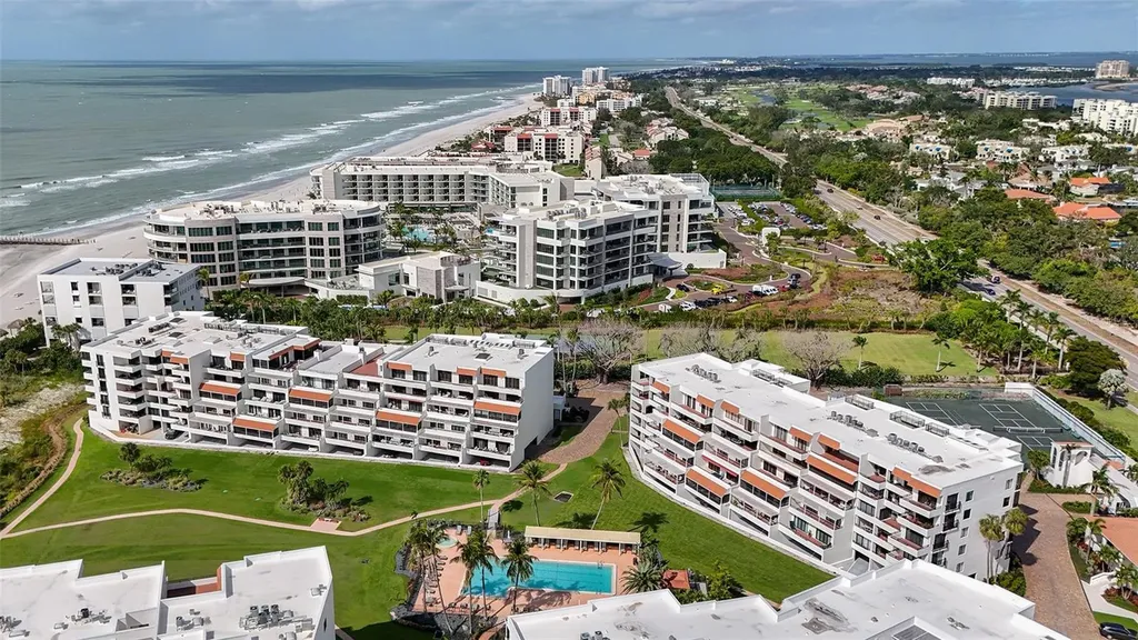 1465 Gulf Of Mexico Drive Longboat Key FL 34228