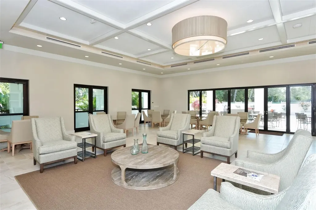 1465 Gulf Of Mexico Drive Longboat Key FL 34228