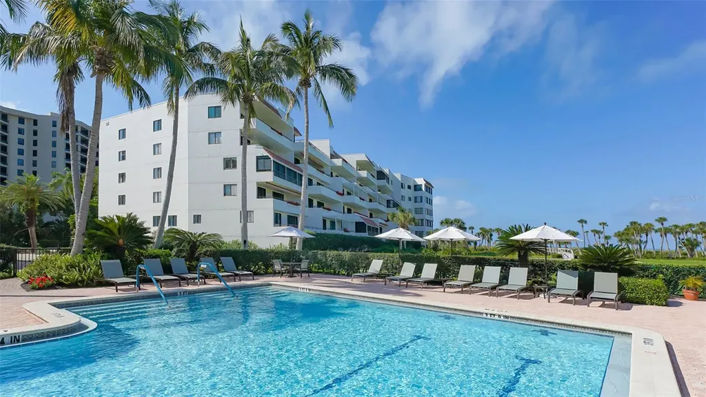 1465 Gulf Of Mexico Drive Longboat Key FL 34228