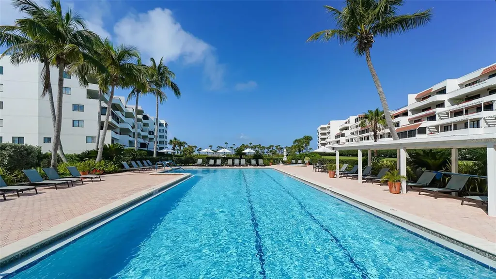 1465 Gulf Of Mexico Drive Longboat Key FL 34228