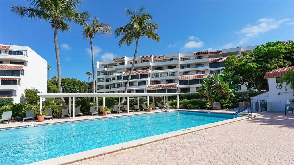 1465 Gulf Of Mexico Drive Longboat Key FL 34228