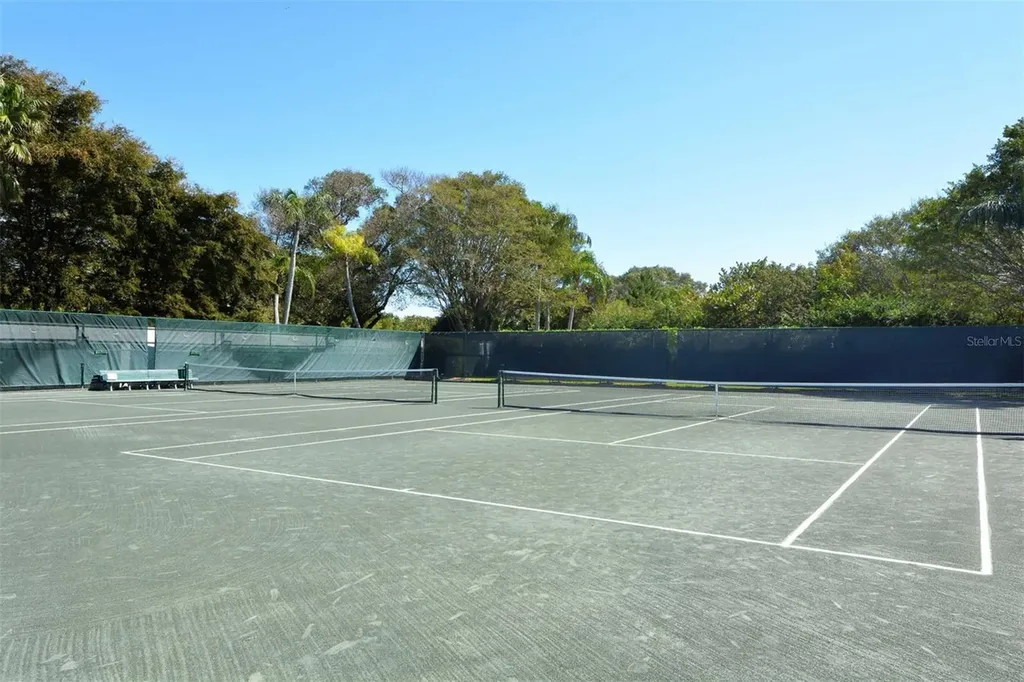 1465 Gulf Of Mexico Drive Longboat Key FL 34228