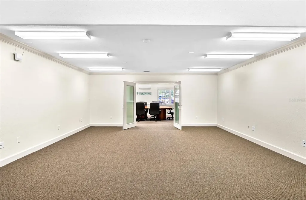 525 8th Street W Bradenton FL 34205