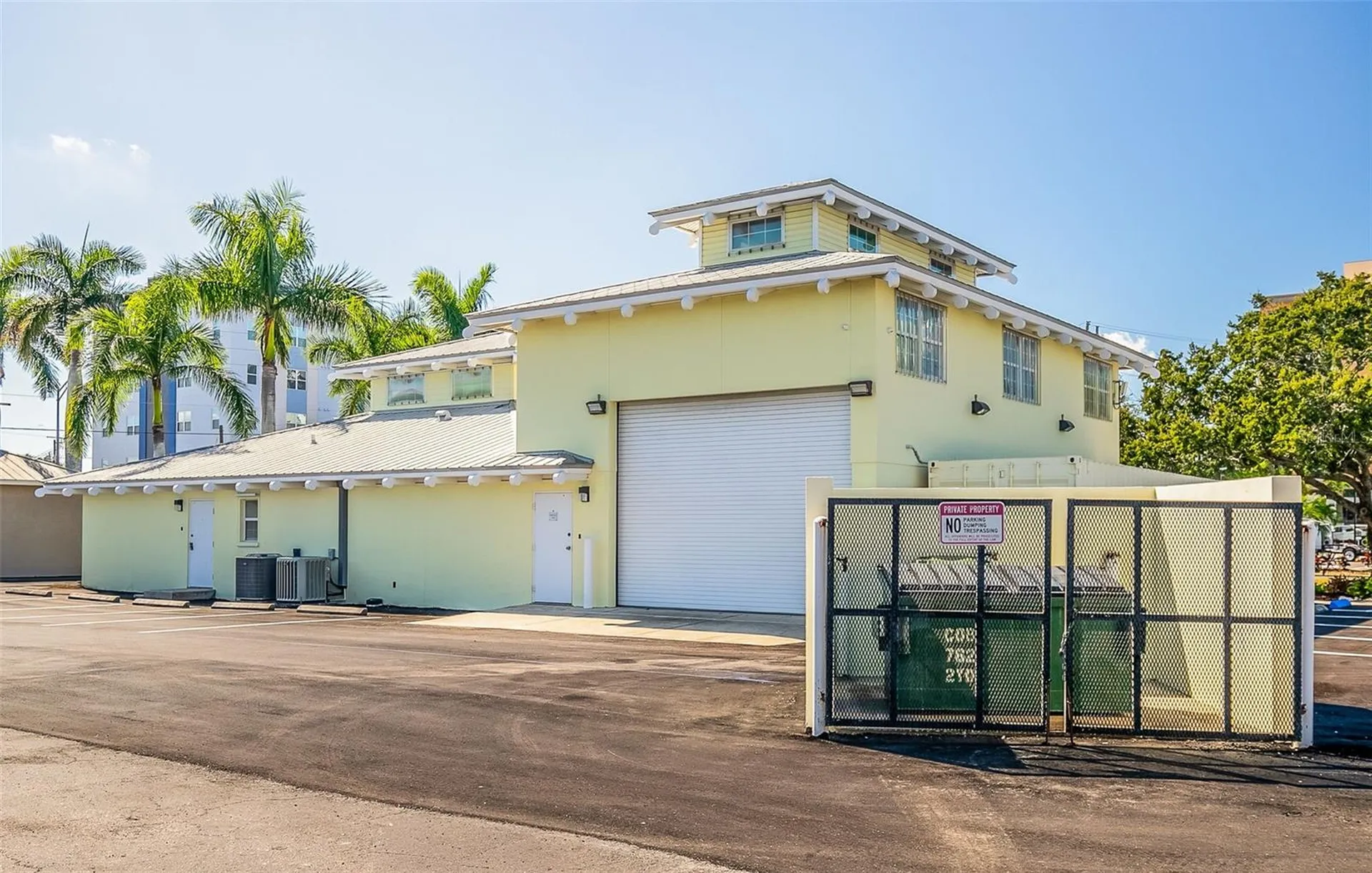 525 8th Street W Bradenton FL 34205