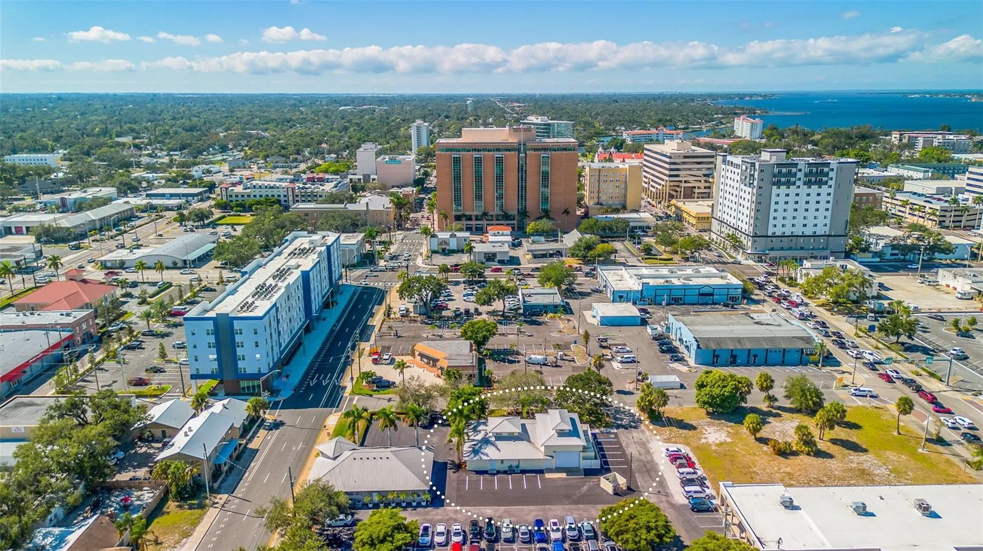 525 8th Street W Bradenton FL 34205