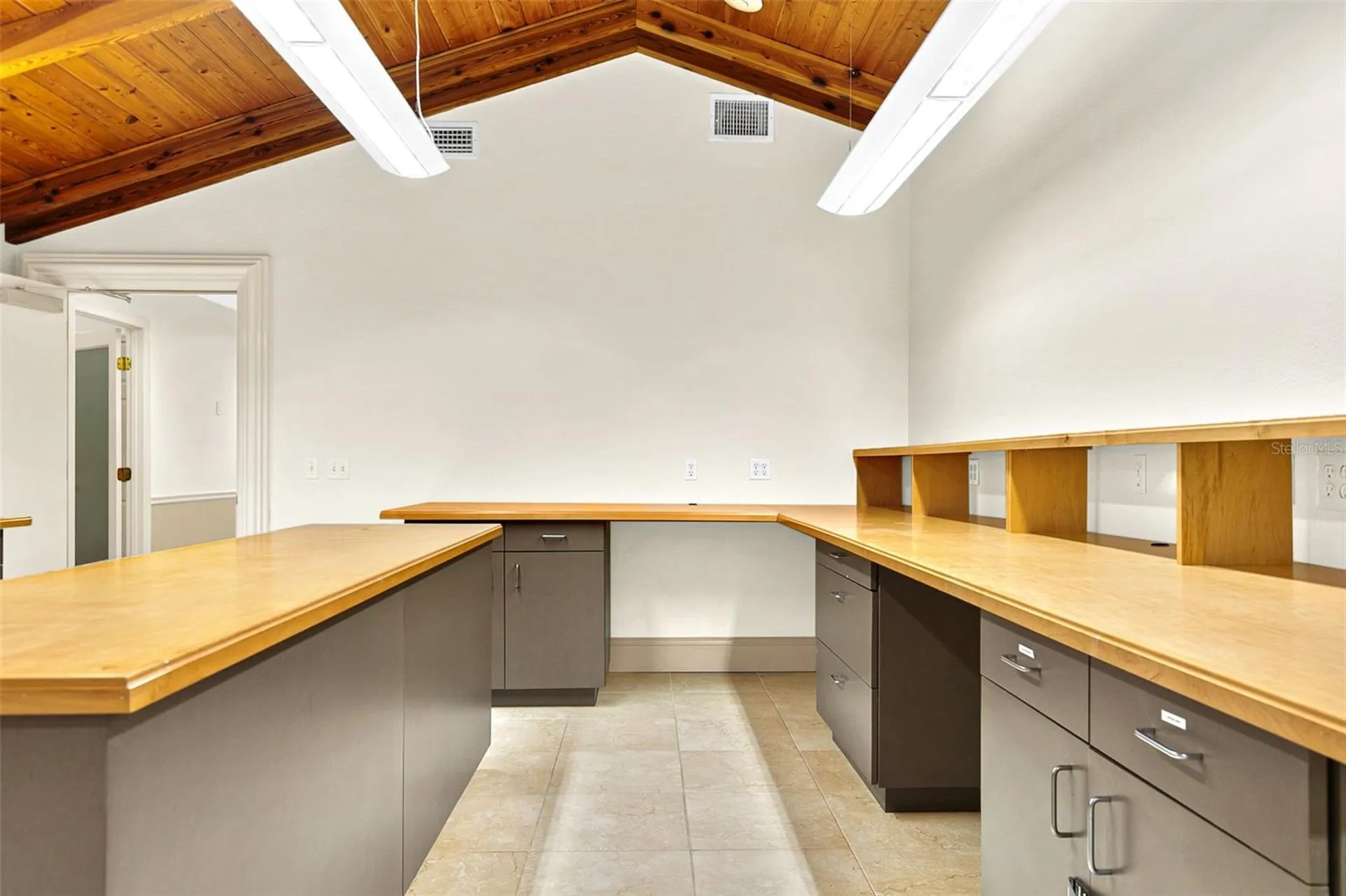 525 8th Street W Bradenton FL 34205