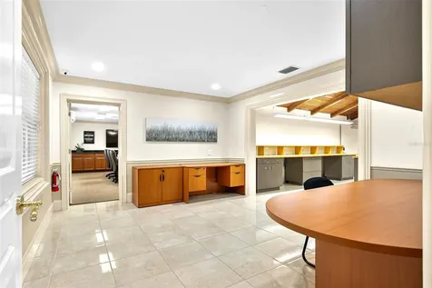 525 8th Street W Bradenton FL 34205