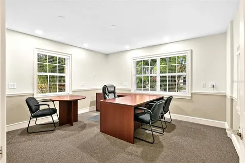 525 8th Street W Bradenton FL 34205