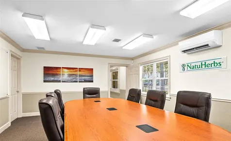 525 8th Street W Bradenton FL 34205