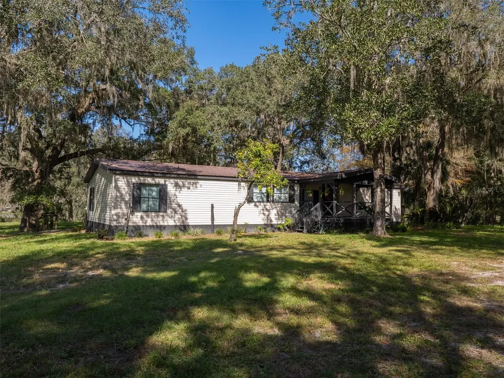 12100 NW 110th Avenue Reddick FL 32686