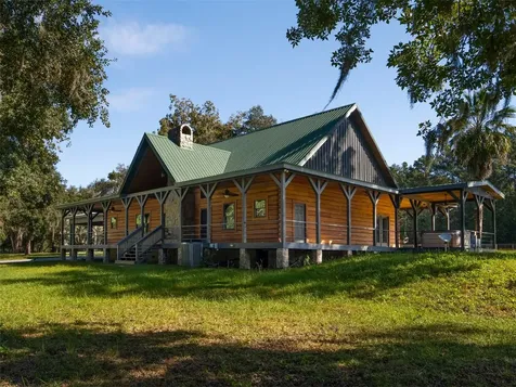 12100 NW 110th Avenue Reddick FL 32686