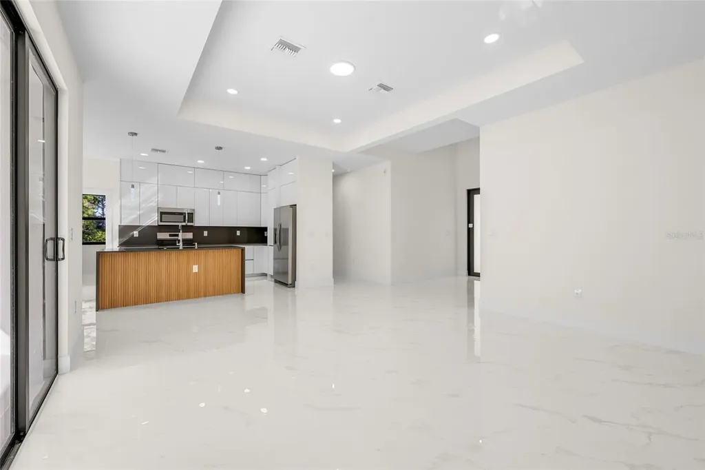 618 Raintree Street E Lehigh Acres FL 33974