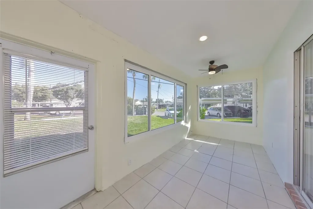 1902 Dandridge Street Sun City Center FL 33573